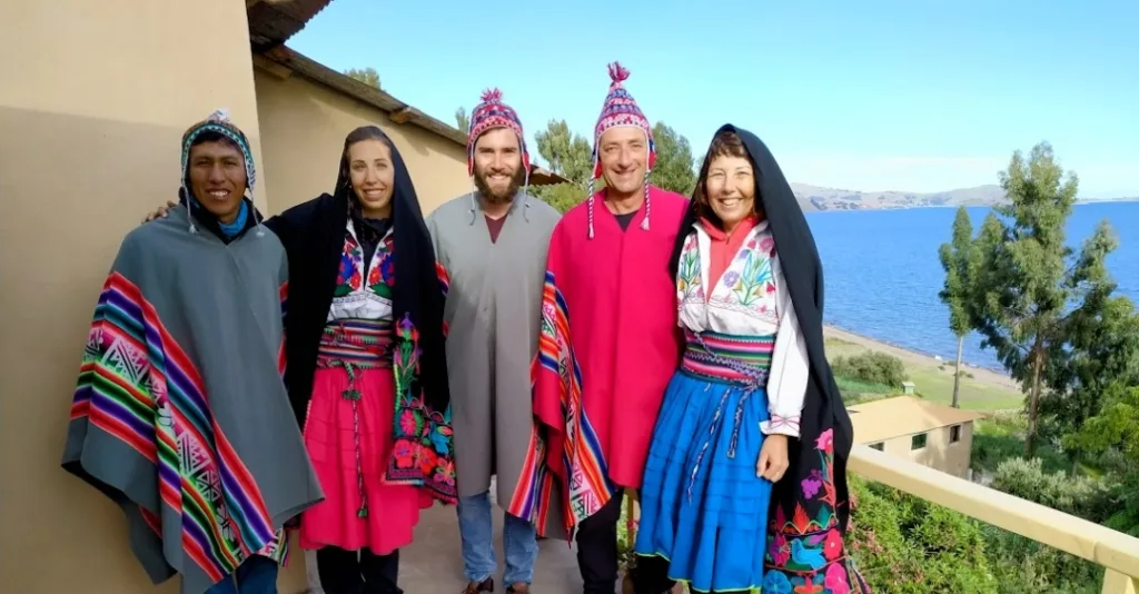 Amantani Homestay Kayak Tour